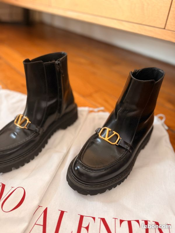 발렌티노 앵클 부츠