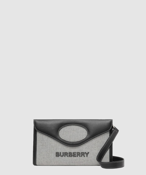 버버리 캔버스 폴드오버백 8039506